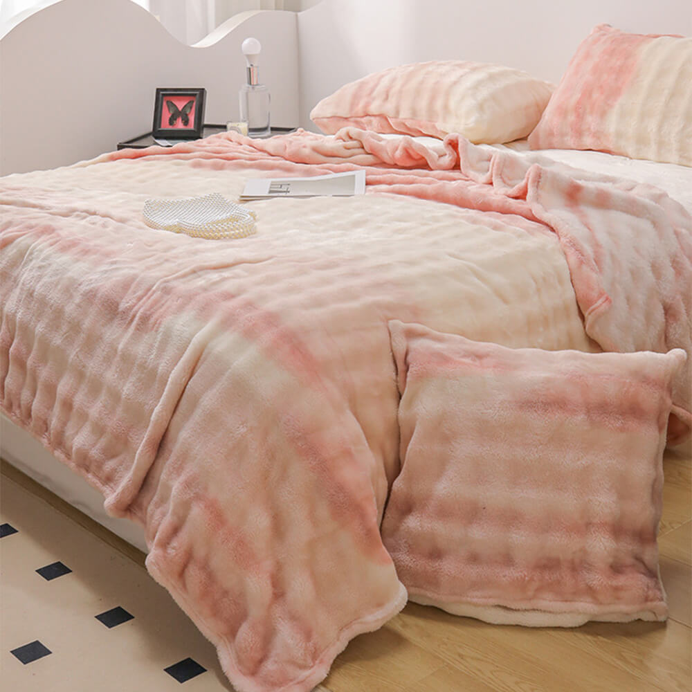 Luxuriöses flaches Laken aus weichem Kaninchenfell mit Farbverlauf