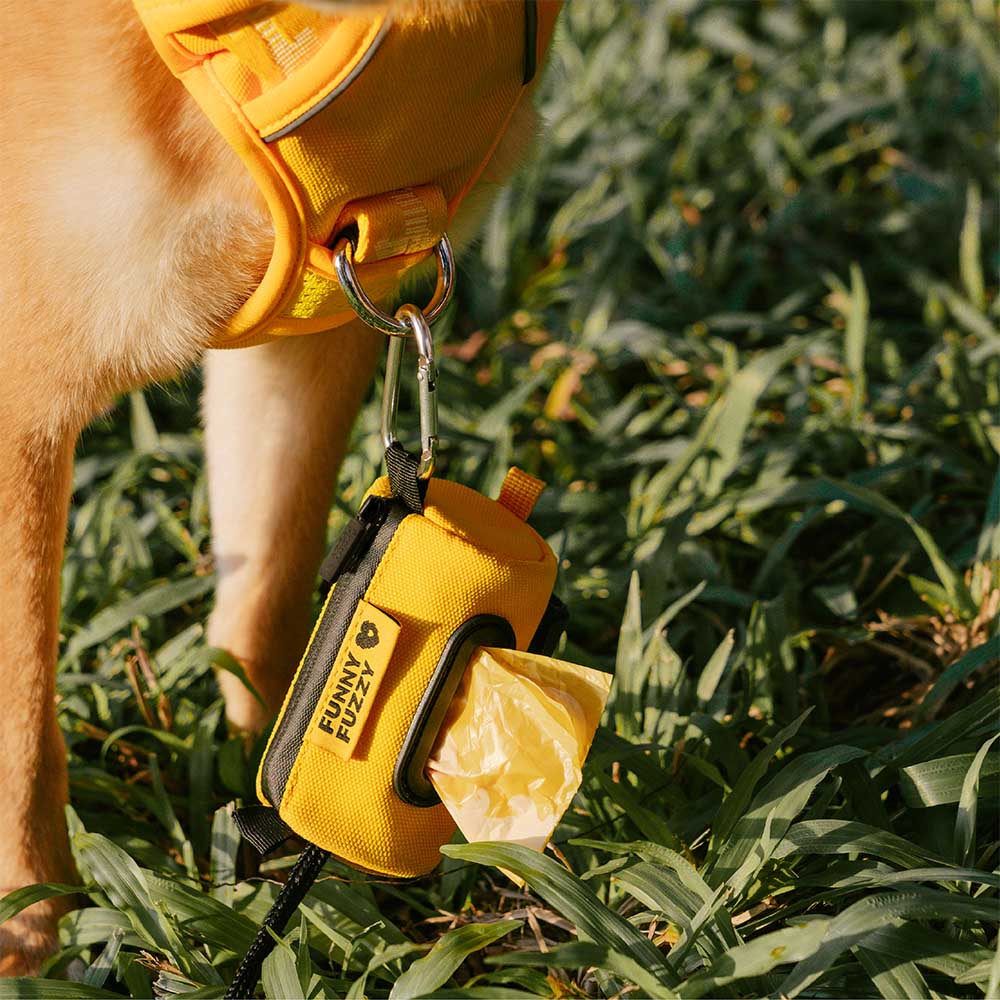 Dispensador de bolsas de caca de correa impermeable FunnyFuzzy - Flexi Walker