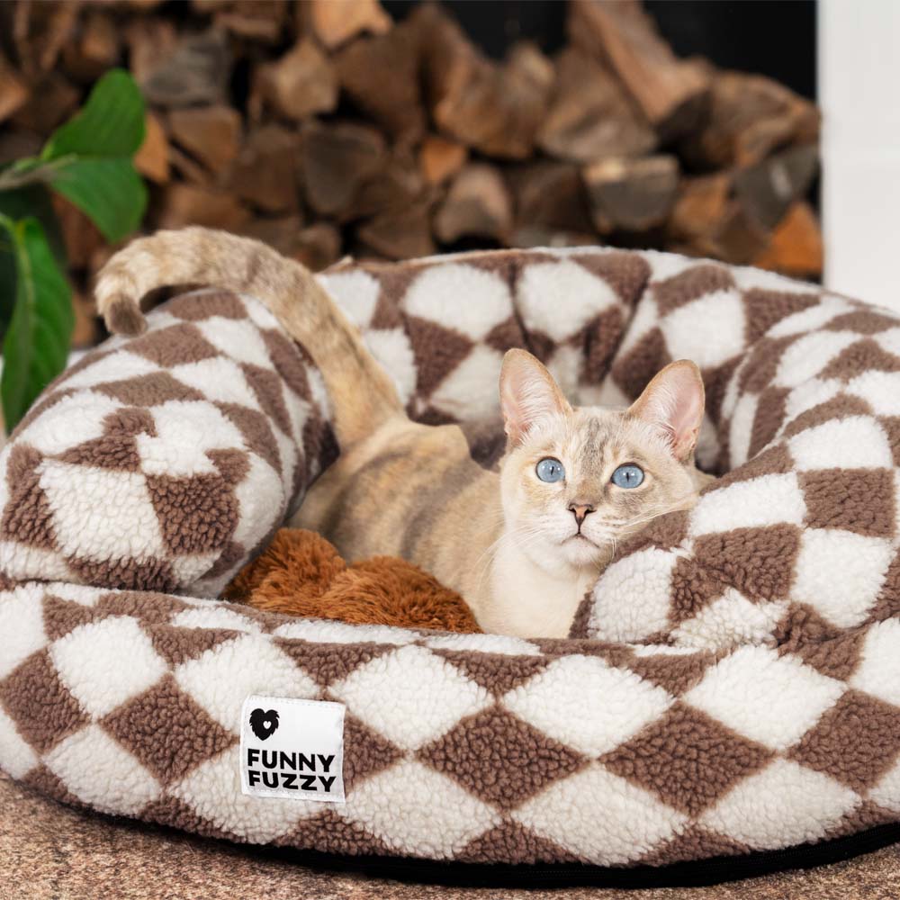 Cama clásica de gato de donas con bolsteras argyle - acogedor