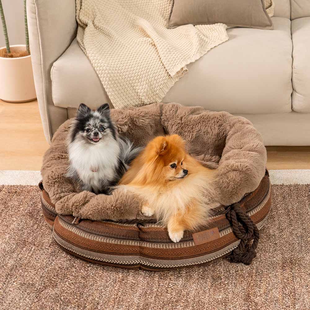 Cama clásica de perros de Donut Jacquard Plush - Snuggle Den