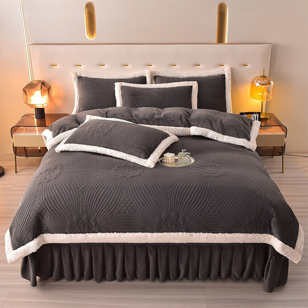 Set di gonne da letto per pile di latte addensato trapuntato floreale