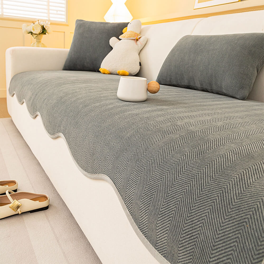 Herringbone minimalista Chenille Cubierta de sofá de borde ondulado sin deslizamiento