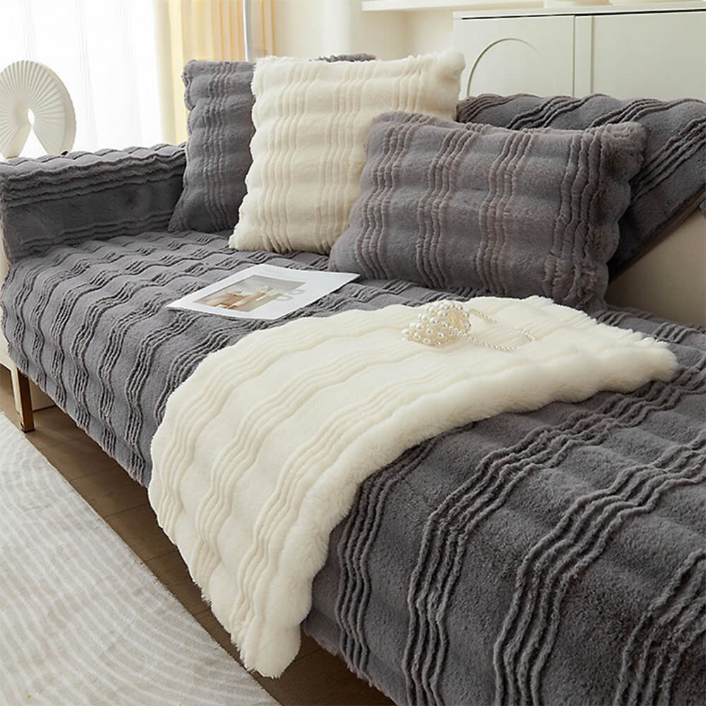 Cubierta moderna y cómoda con el sofá antideslizante de la piel del conejo