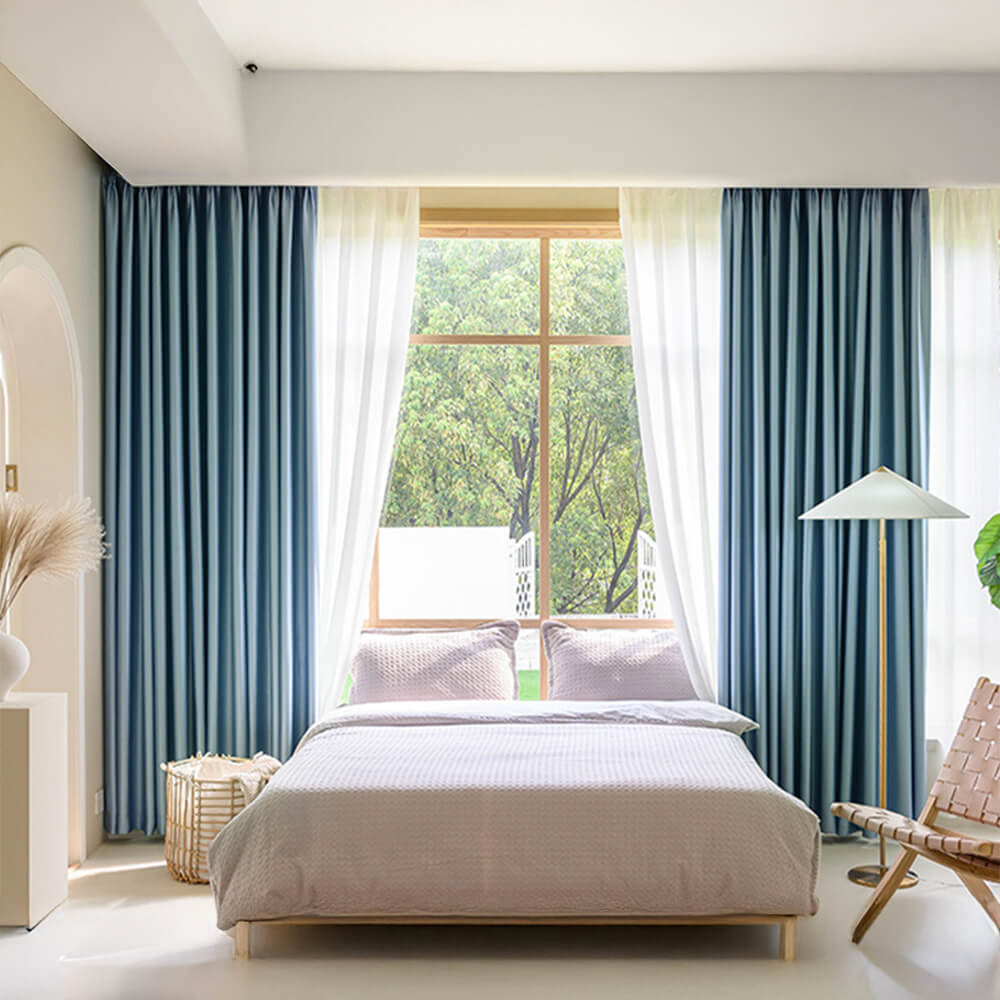 Rideaux occultants insonorisés épais en satin de luxe moderne