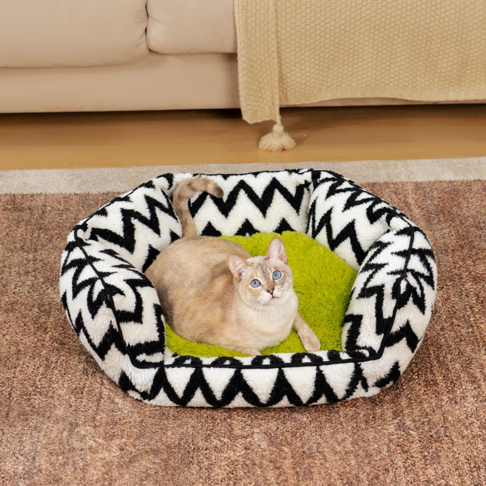 Pelugaletta per gatto Chevron Cat Bed-The Caloroso abbraccio