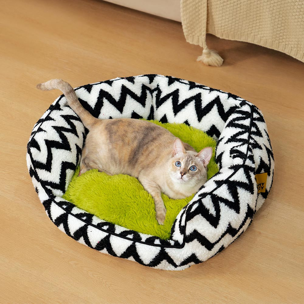 Pelugaletta per gatto Chevron Cat Bed-The Caloroso abbraccio