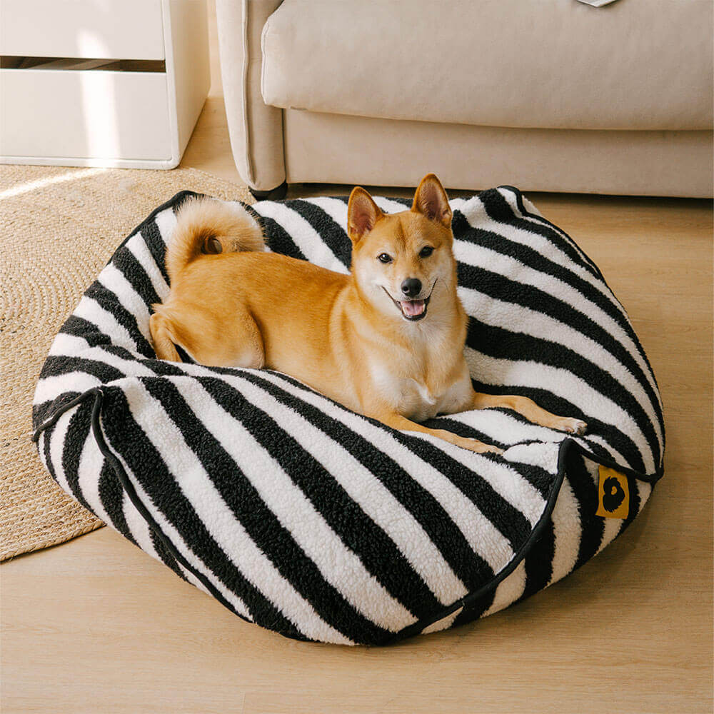 Lit pour chien à motif rayé tendance, sac de haricots apaisant polygonal