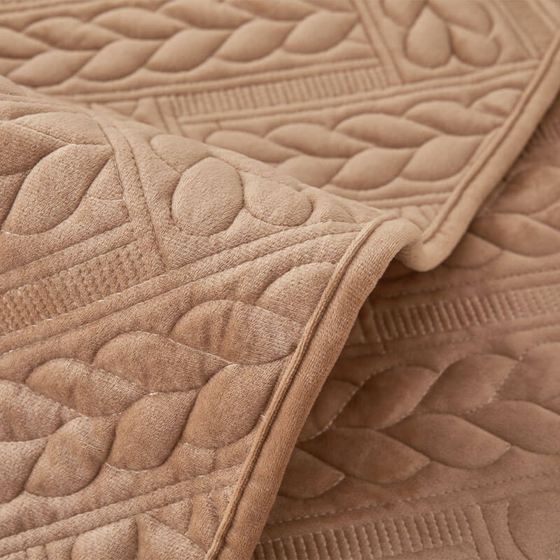 Coperchio di divano non slip da ricamo a velluto in velluto a cristallo caldo