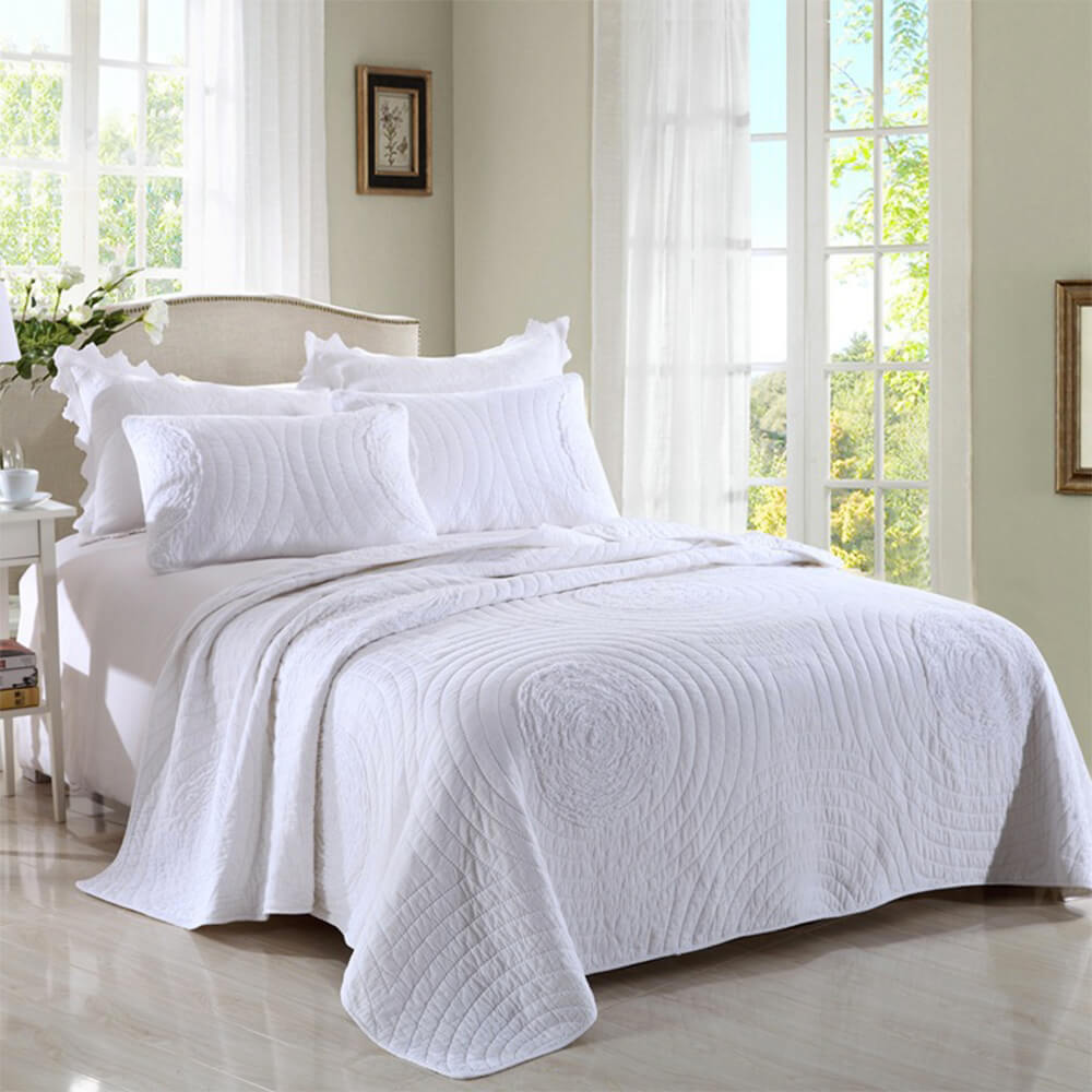 Rustic Minimalist Quilted Cotton Bedspread Set