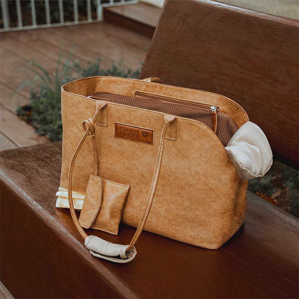 Vogue Eco -friendly DuPont Waterproof Pet Carrier - City Roamer