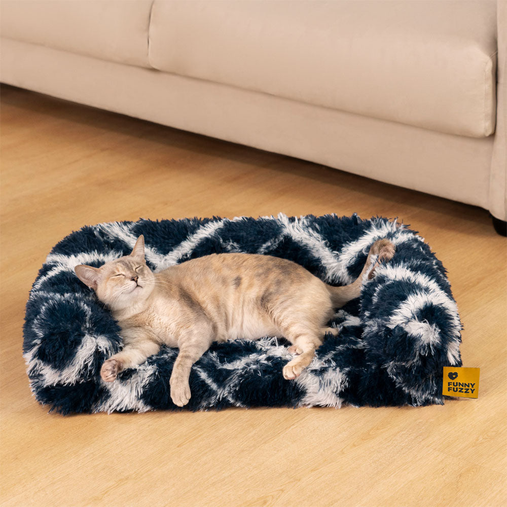 Classic Plaid Orthopedic Bolster Cat Sofa Bed - Cozy Comfort