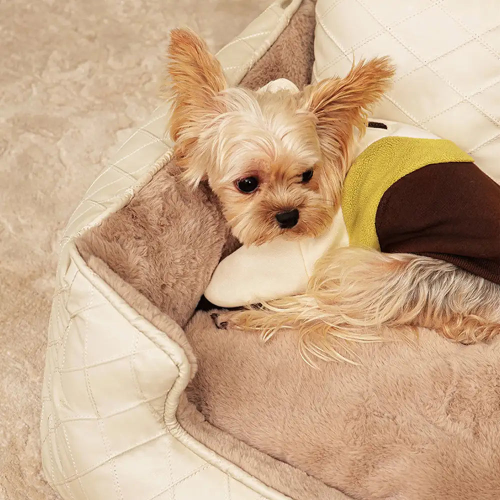 Cozy Diamond Faux Leather Square Dog Bed for Puppies