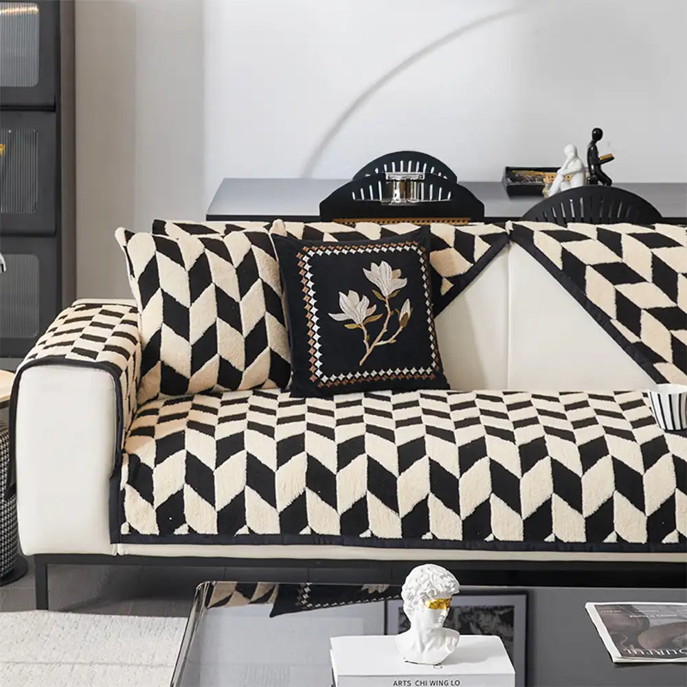 Diamond-Pattern Plush Couch Cover