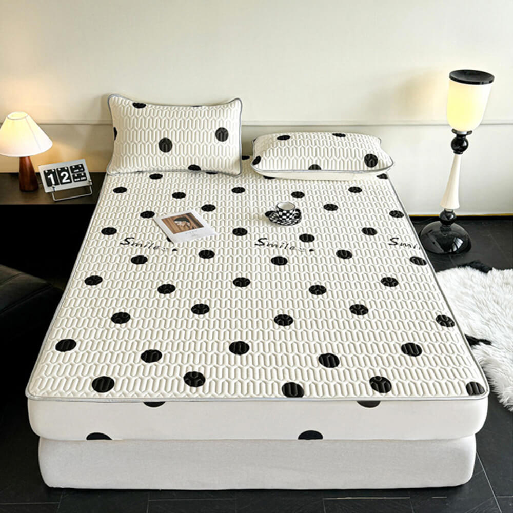 Polka Dot Cooling Latex Quilted Non-Slip Fitted Sheet Mattress Cover