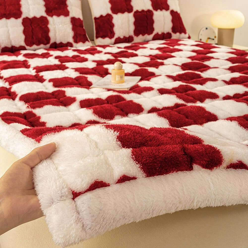 Warm Checkerboard Plush Mattress Topper and Pillowcase