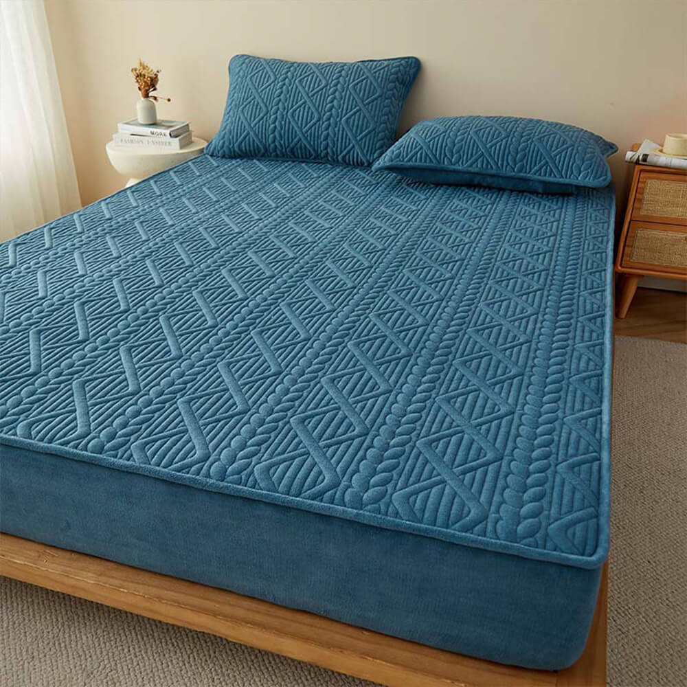 Wheat-Inspired Geometric Padding Quilted Milk Velvet Fitted Sheet Mattress Cover