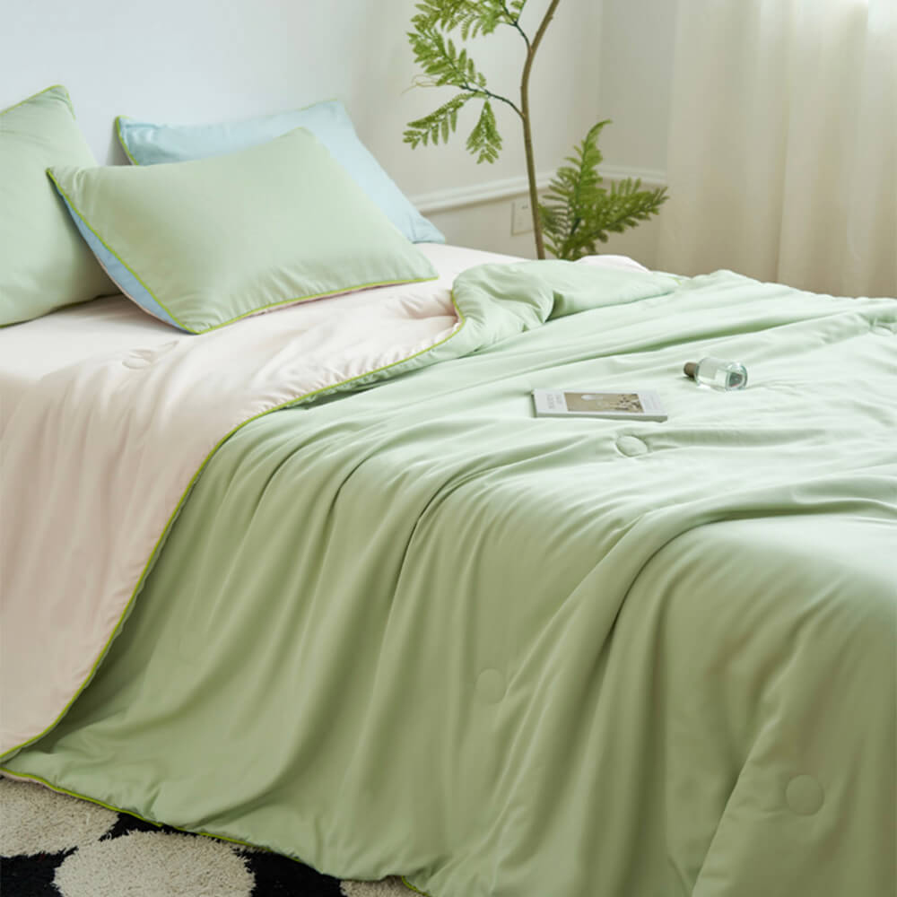 Premium Dual-Sided Comfort Cooling Ice Silk Quilt And Sheet Set ...