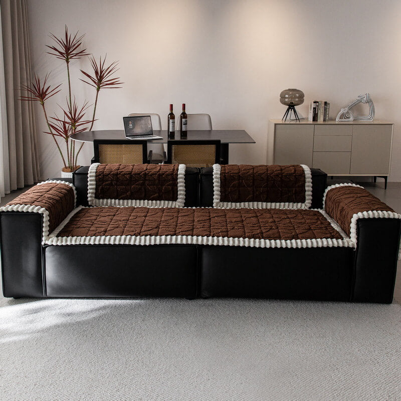 Patrón de hojas de felpa corta espesada Cubierta de sofá sin deslizamiento resistente a los rasguños