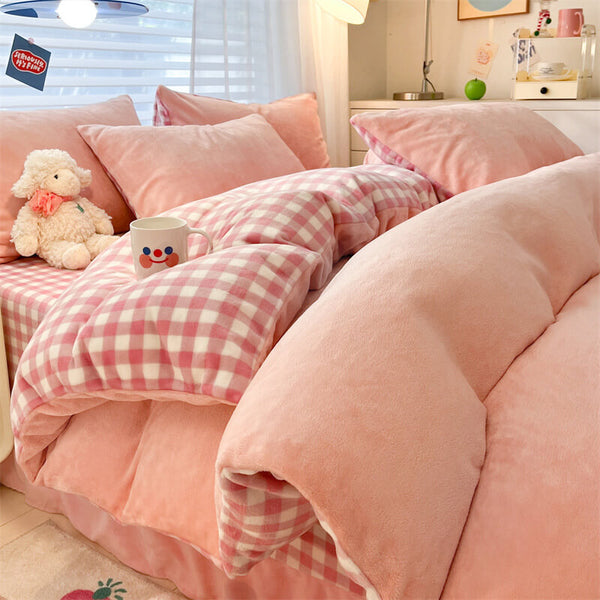 Juego de sábanas suaves de la piel a cuadros calientes