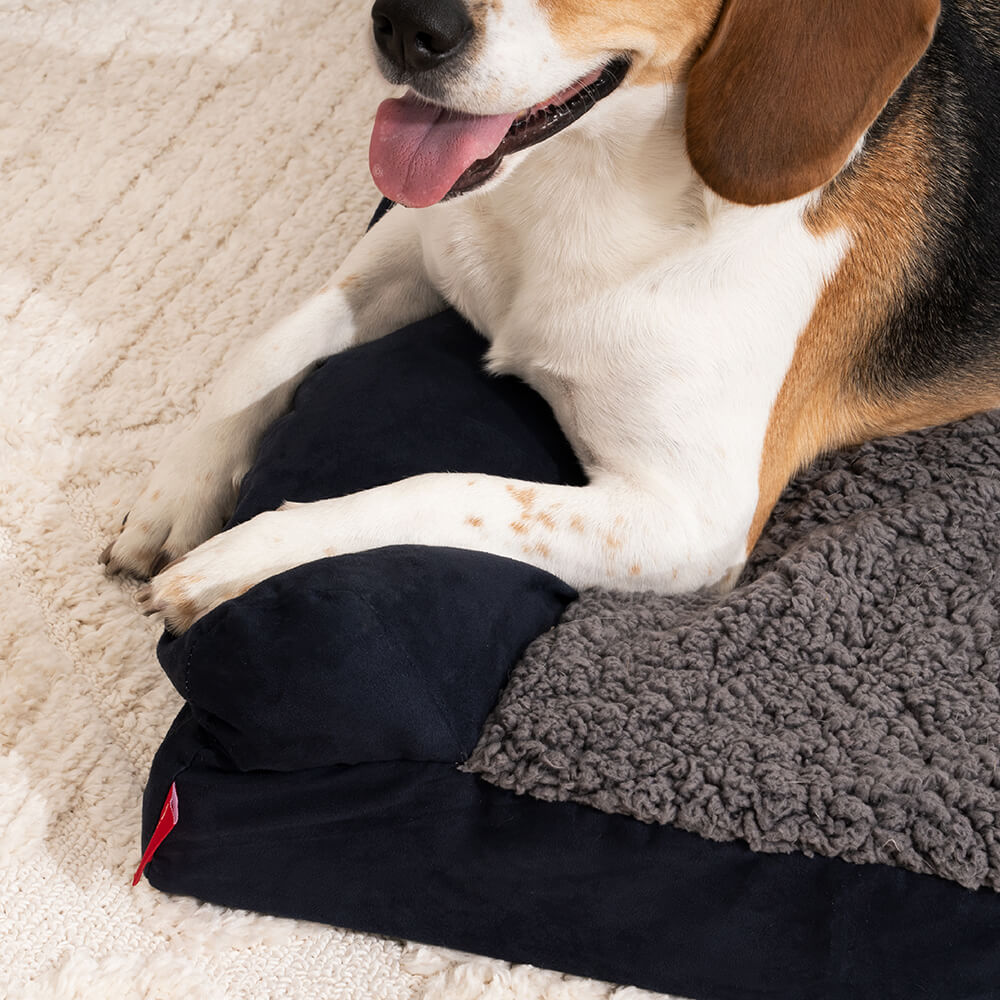 Cama ortopédica para perros en forma de L de gamuza y piel sintética de lujo